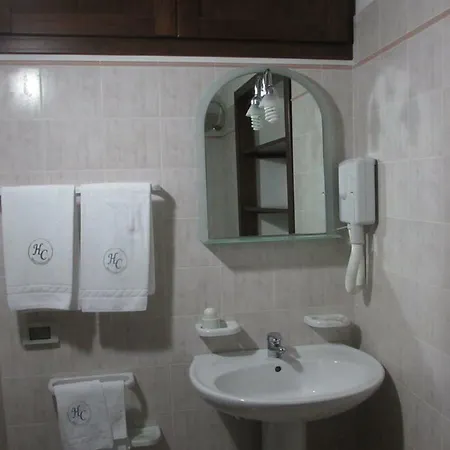 Hotel Columbia