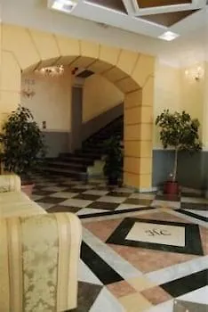 Columbia Hotel