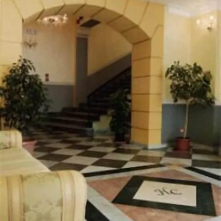 Hotel Columbia 2*