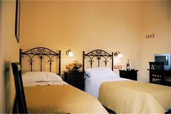 Hotel Columbia
